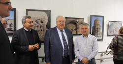 od-lewej-stoja-Ashot-Melkonyan-Armen-Khachatryan-ambasador-RA-na-Bialorusi-Maciej-Bohosiewicz.JPG