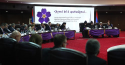 4th-session-of-State-Commission-on-Coordination-of-events-dedicated-to-the-100th-anniversary-of-Armenian-Genocide-zrodlo-httpwww.panarmenian3.netengphotoset6227.jpg
